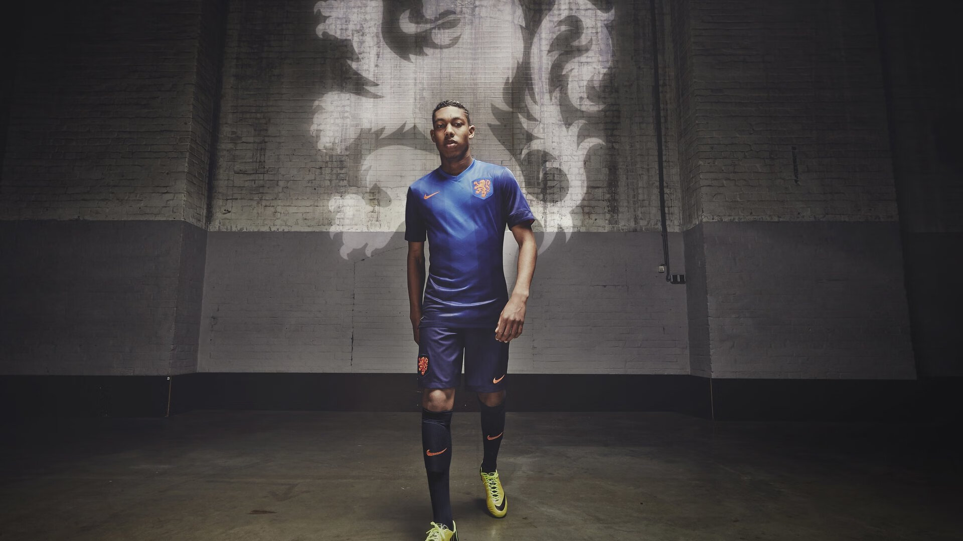 亚洲杯中国青年队战胜 球员配合默契提升，中国足球亚青赛