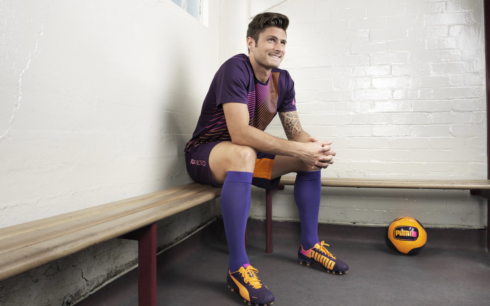 优秀裁判团队执行任务确保关键场次公平公正，优秀裁判员应具备哪些素质